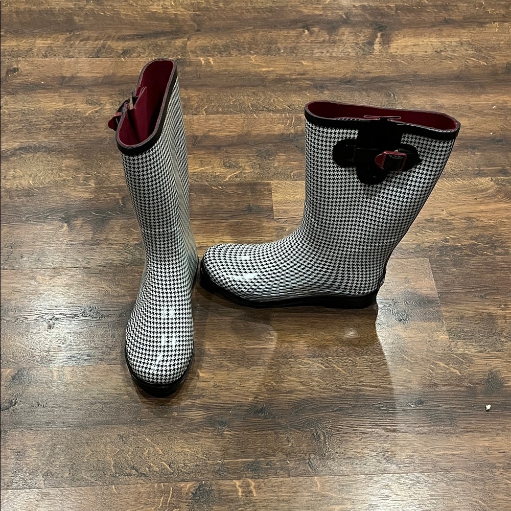 Austin Trading Co. Women’s Rain Boots - Size 10